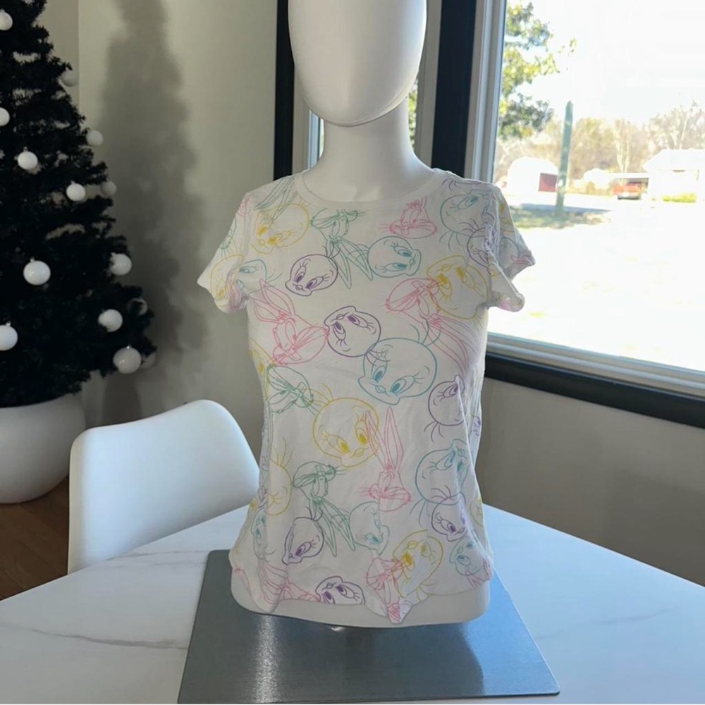 Women's White Graphic Tee xsmall tweety and bugs bunny